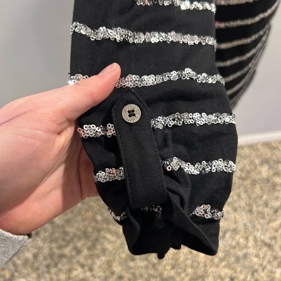 {Guess} Black & Silver 3/4 Sleeve Striped Women's Blouse - Picture 3 of 4